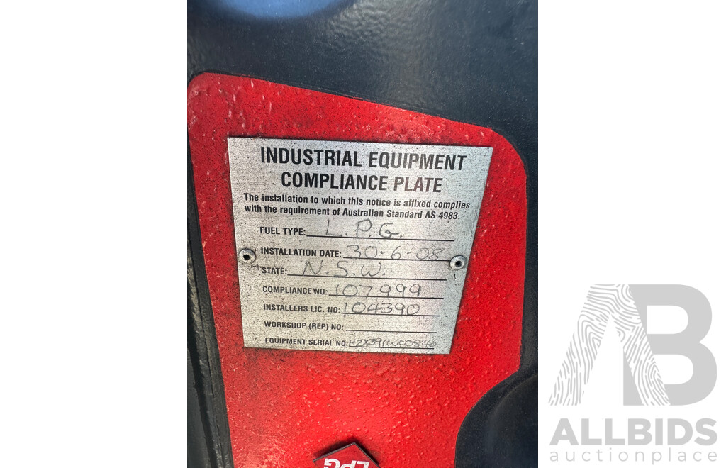 2008 Linde H20 Forklift 2 Tonne