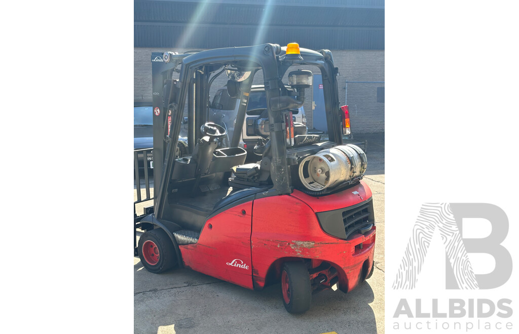 2008 Linde H20 Forklift 2 Tonne