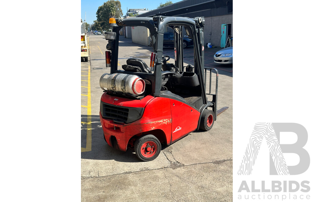 2008 Linde H20 Forklift 2 Tonne