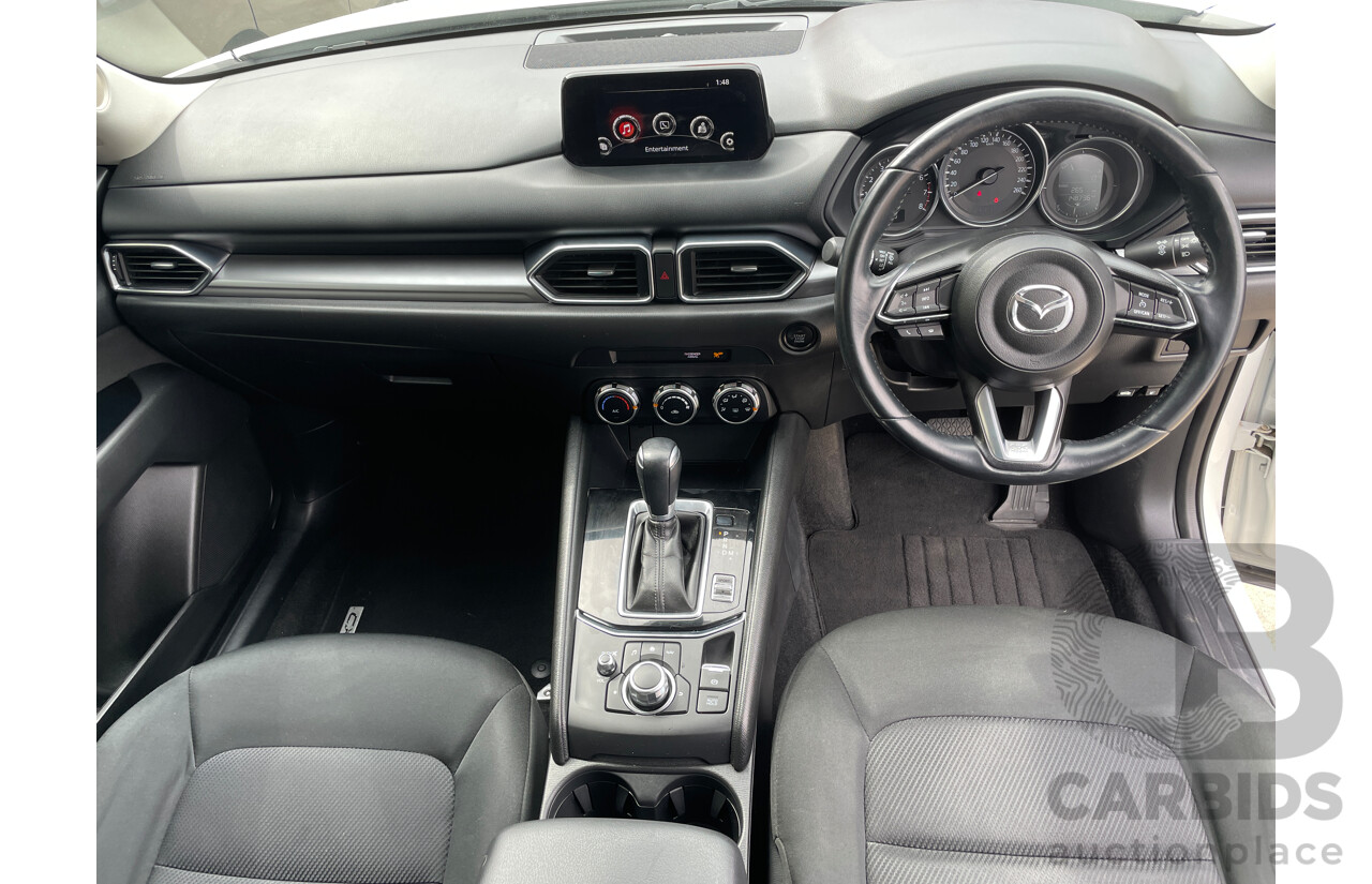 4/2017 Mazda CX-5 MAXX (4x2)  4d Wagon White 2.0L