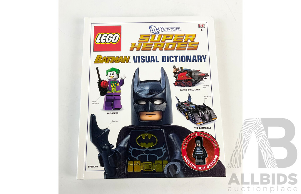 Lego DC Universe Super Heroes Batman Visual Dictionary Book with Electro Suit Batman Mini Fig