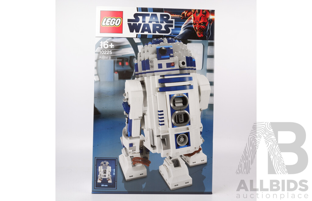 Lego Star Wars R2-D2 10225 Sealed in Box