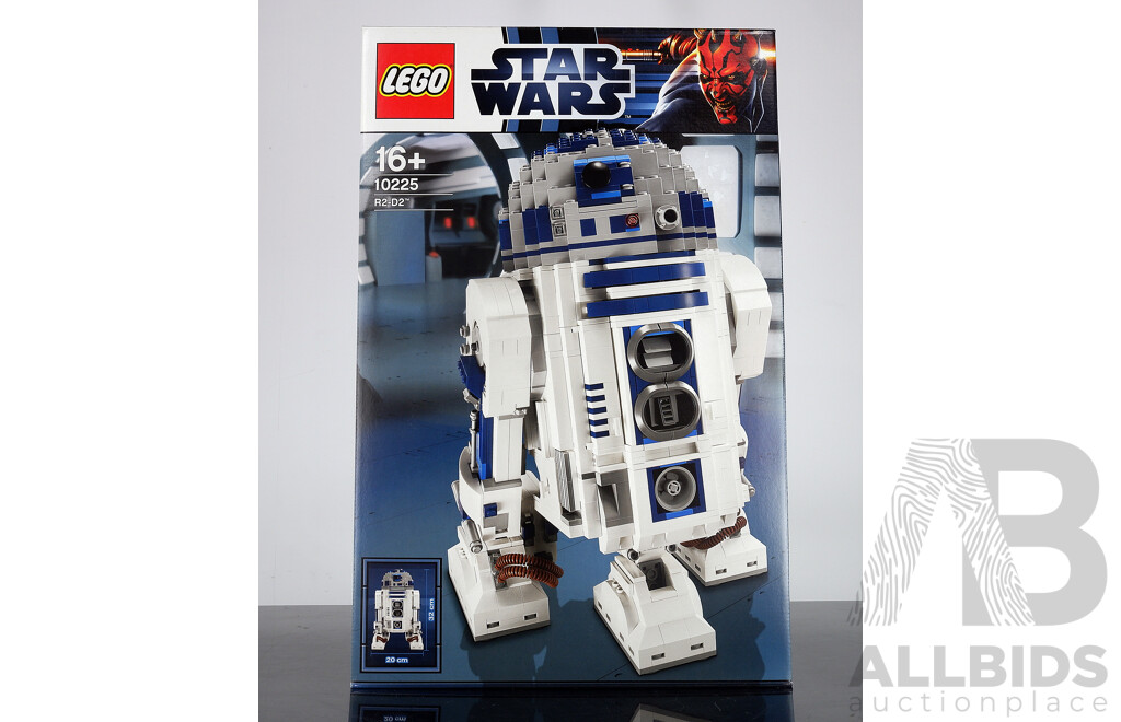 Lego Star Wars R2-D2 10225 Sealed in Box