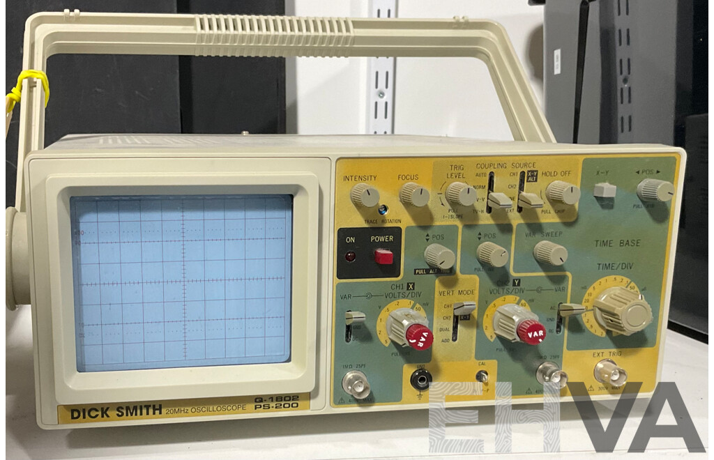 Dick Smith 20MHz Oscilloscope Q-1802 PS-200 Serial No.20013814