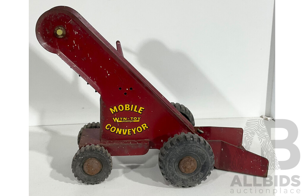 Vintage WYN-TOY Playmatic Moblie Conveyor