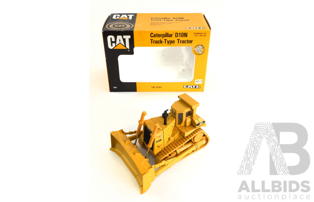 Cat 1/50 Scale Caterpillar D10N Track Type Tractor with Original Box