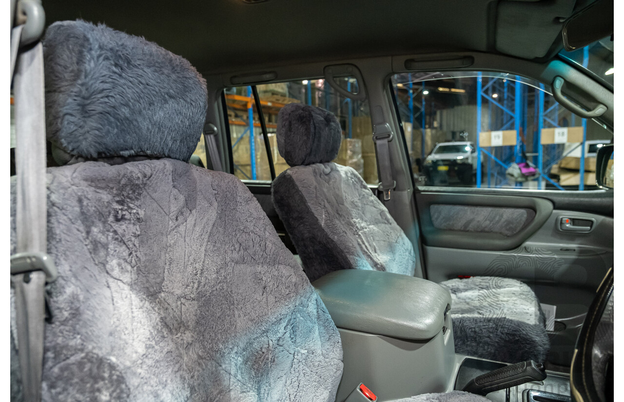 11/2001 Toyota Landcruiser GXL (4x4) FZJ105R 4d Wagon Blue Dual Fuel 4.5L - 8 Seater