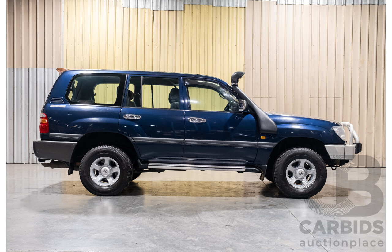 11/2001 Toyota Landcruiser GXL (4x4) FZJ105R 4d Wagon Blue Dual Fuel 4.5L - 8 Seater