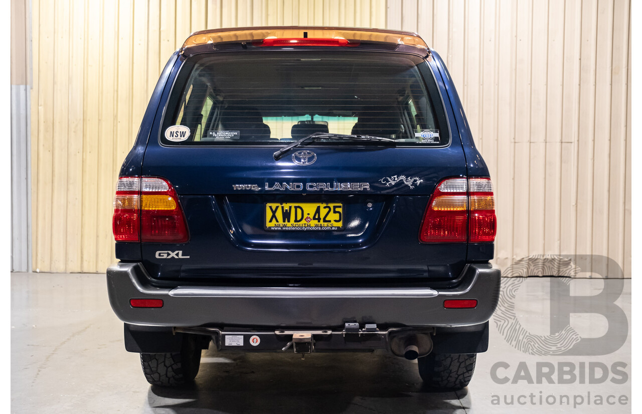 11/2001 Toyota Landcruiser GXL (4x4) FZJ105R 4d Wagon Blue Dual Fuel 4.5L - 8 Seater