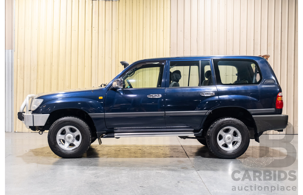 11/2001 Toyota Landcruiser GXL (4x4) FZJ105R 4d Wagon Blue Dual Fuel 4.5L - 8 Seater