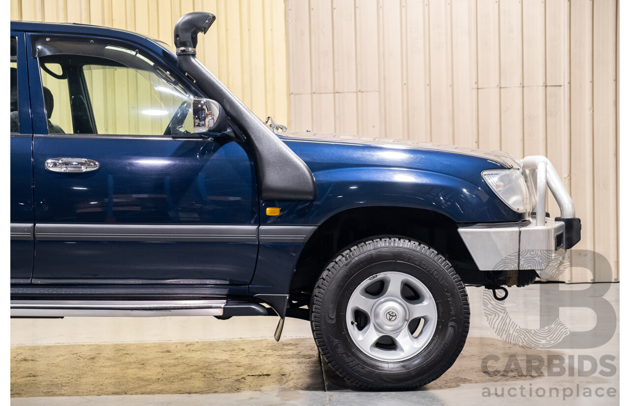 11/2001 Toyota Landcruiser GXL (4x4) FZJ105R 4d Wagon Blue Dual Fuel 4.5L - 8 Seater