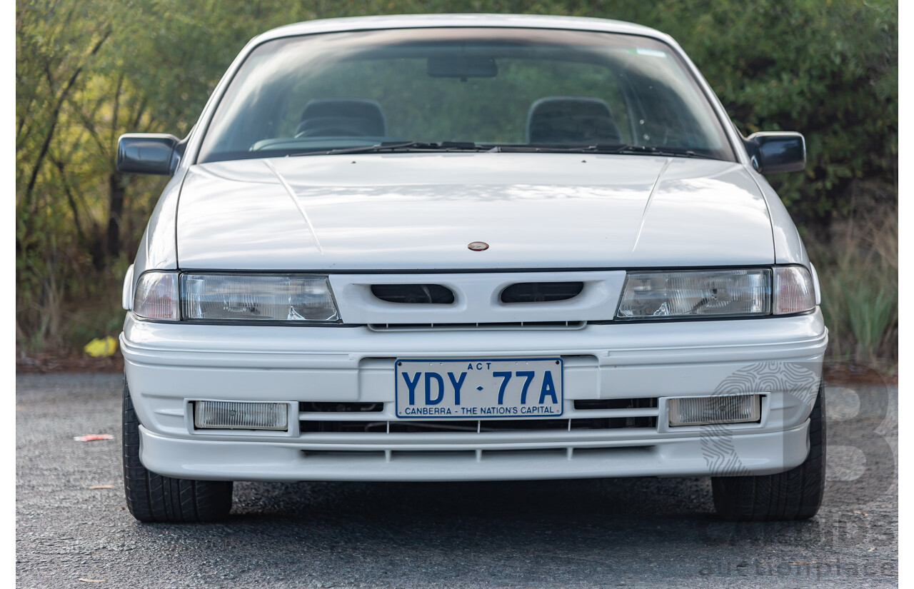 6/1992 Holden HSV SV Clubsport VP Build No.175 4d Sedan White V8 5.0L