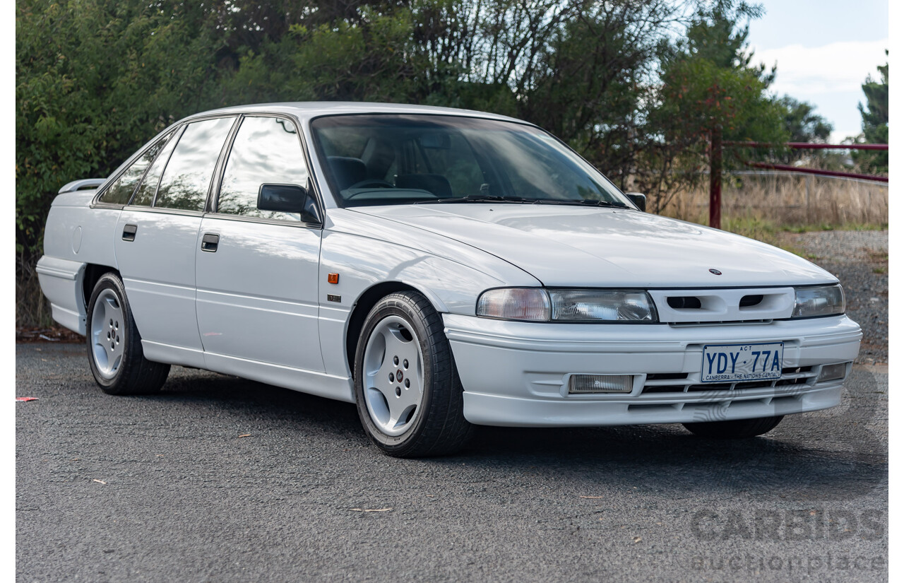 6/1992 Holden HSV SV Clubsport VP Build No.175 4d Sedan White V8 5.0L