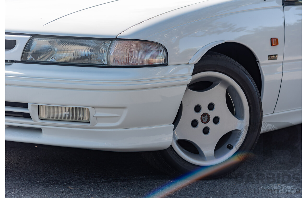 6/1992 Holden HSV SV Clubsport VP Build No.175 4d Sedan White V8 5.0L