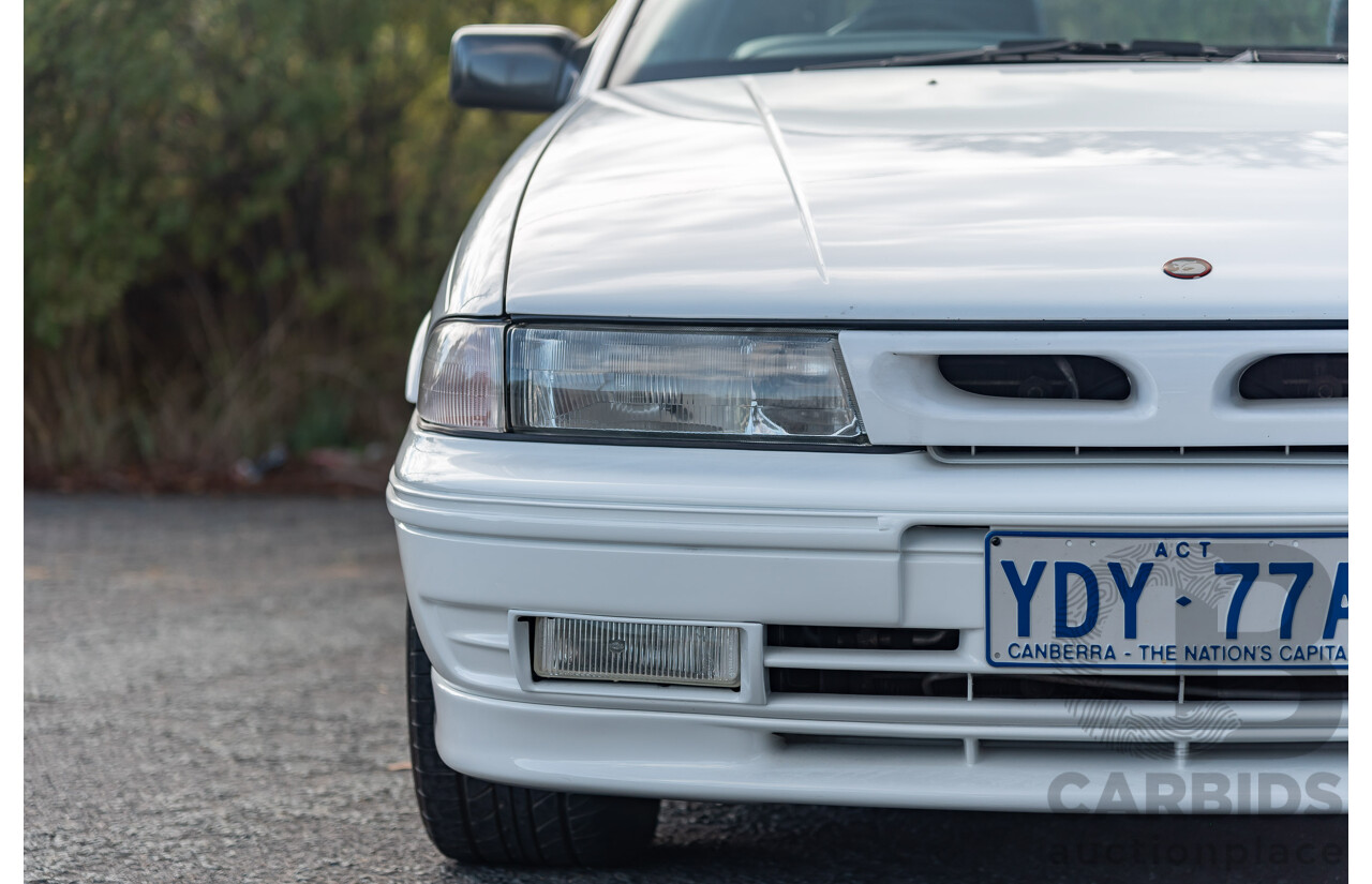 6/1992 Holden HSV SV Clubsport VP Build No.175 4d Sedan White V8 5.0L