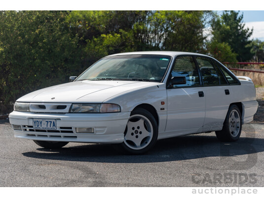 6/1992 Holden HSV SV Clubsport VP Build No.175 4d Sedan White V8 5.0L