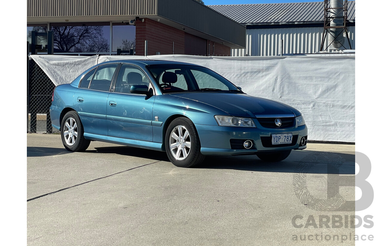 12/2004 Holden Berlina  VZ 4d Sedan Blue 3.6L