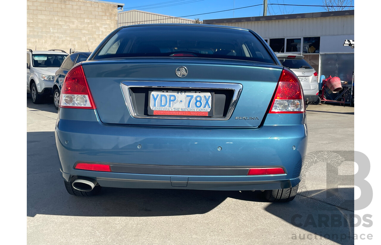 12/2004 Holden Berlina  VZ 4d Sedan Blue 3.6L