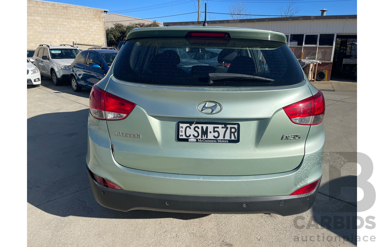 4/2012 Hyundai Ix35 Active (fwd) LM  4d Wagon Green 2.0L