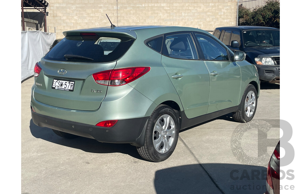 4/2012 Hyundai Ix35 Active (fwd) LM  4d Wagon Green 2.0L