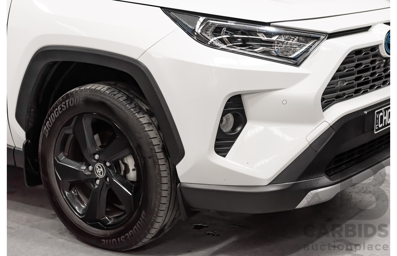 10/2019 Toyota RAV4 Cruiser Hybrid eFour (AWD) AXAH54R White 4d Wagon 2.5L - Hybrid