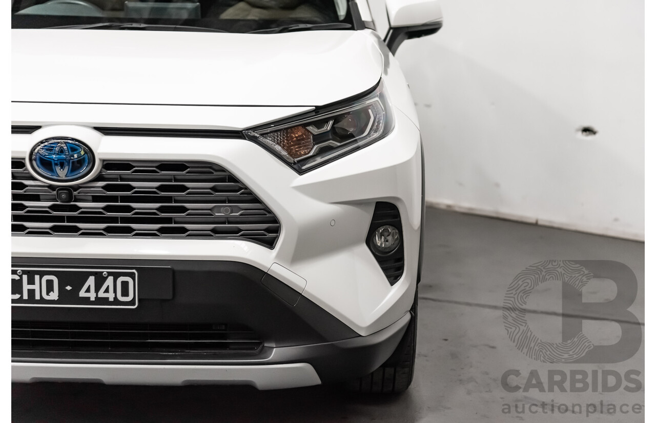 10/2019 Toyota RAV4 Cruiser Hybrid eFour (AWD) AXAH54R White 4d Wagon 2.5L - Hybrid