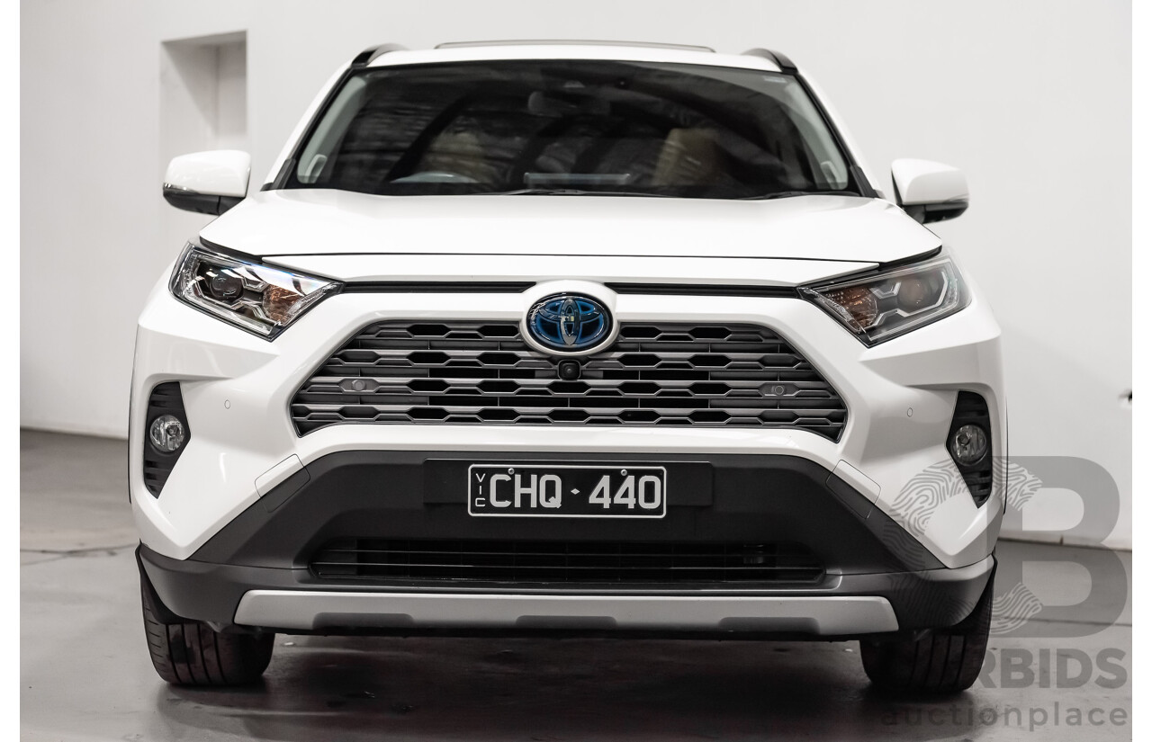 10/2019 Toyota RAV4 Cruiser Hybrid eFour (AWD) AXAH54R White 4d Wagon 2.5L - Hybrid