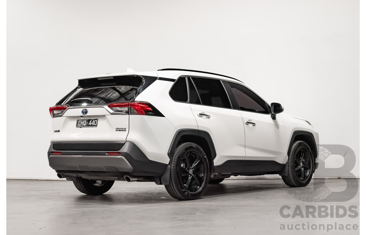 10/2019 Toyota RAV4 Cruiser Hybrid eFour (AWD) AXAH54R White 4d Wagon 2.5L - Hybrid