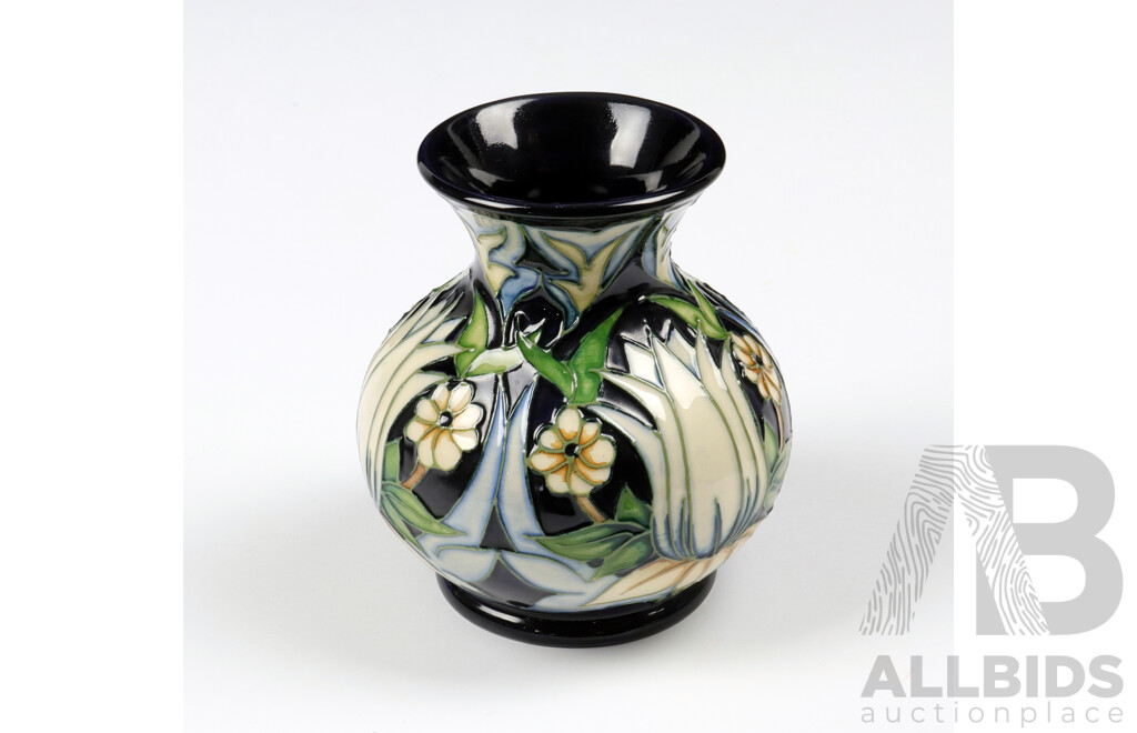 Moorcroft Porcelain Vase in Tribute to WIlliam Morris Design by Rachel Bishop in Original Box