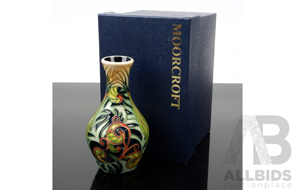 Moorcroft Porcelain Vase in NZ Fern Design by Philip Gibson in Original Box