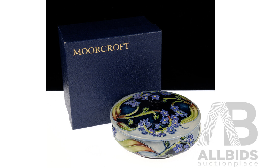 Limited Edition 243 of 250 Moorcroft Porcelain Lidded Dish in Remeberence Design in Original Box