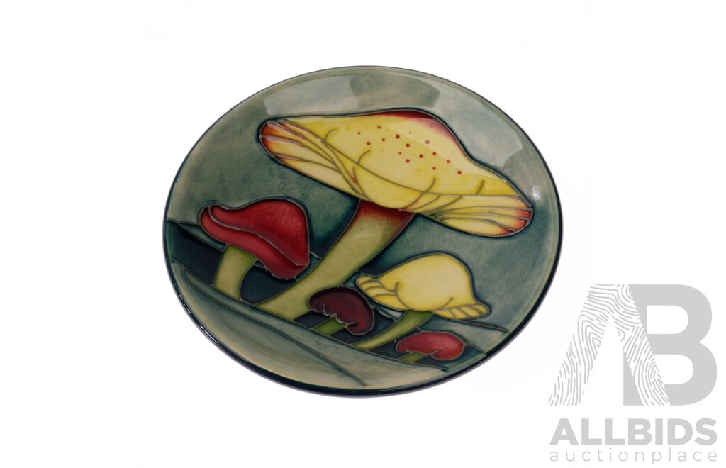 Issued for the Moorcroft Collectors Club 2013 Moorcroft Porcelain Pin Dish in Claremont Revival Design