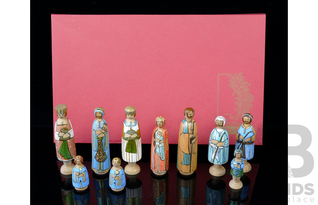 Complete Set Hand Made and Decorated Tasmanian White Sassafras Deppings Dolls Nativity Scene in Original Box
