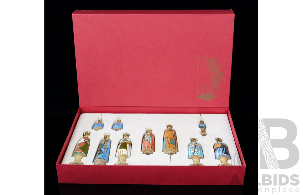 Complete Set Hand Made and Decorated Tasmanian White Sassafras Deppings Dolls Nativity Scene in Original Box