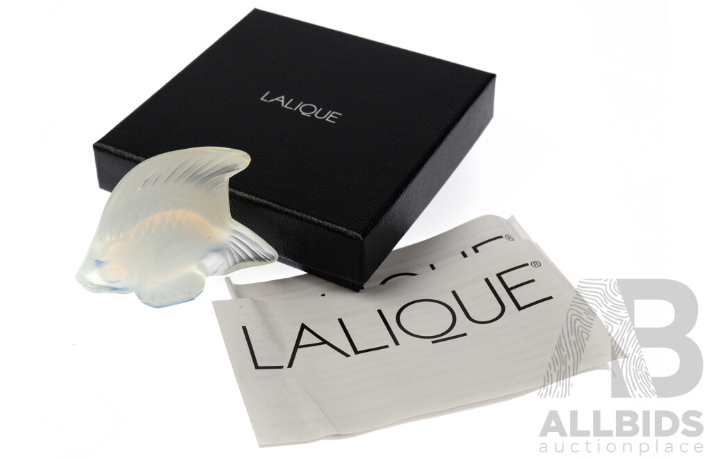 Lalique Crystal Iridescent Angel Fish Figure in Original Box