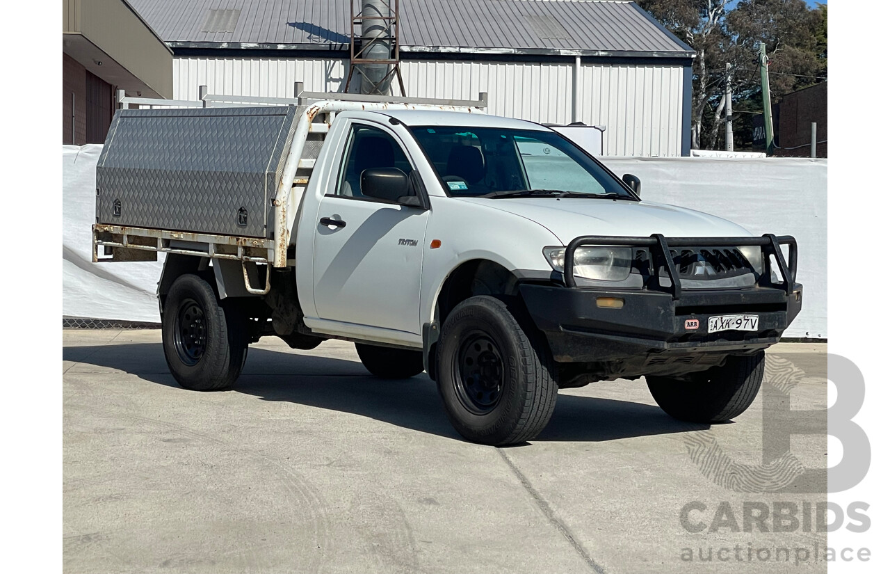 10/2006 Mitsubishi Triton GLX (4x4) ML C/Chas White 3.2L