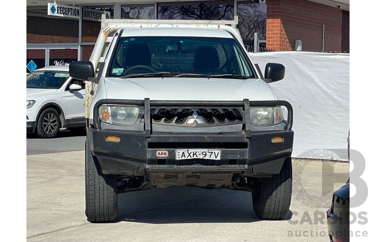 10/2006 Mitsubishi Triton GLX (4x4) ML C/Chas White 3.2L