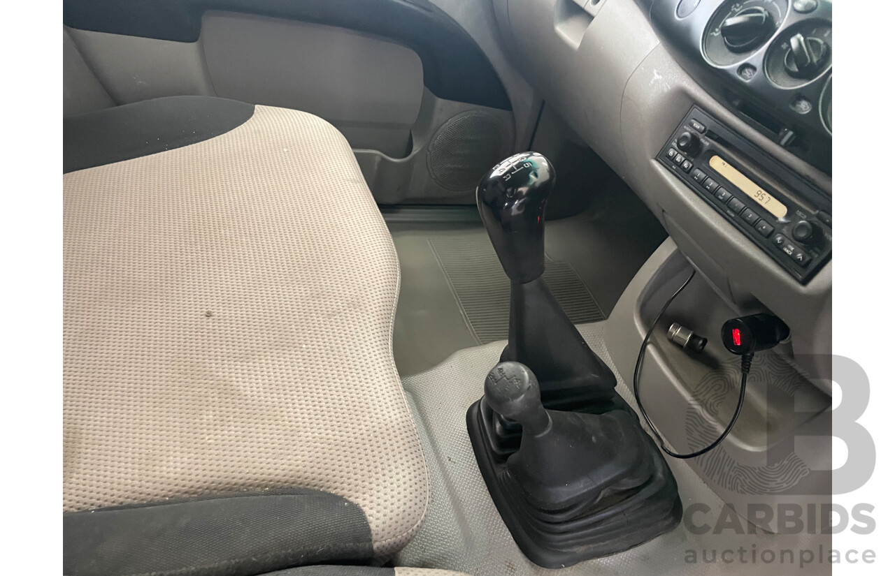 10/2006 Mitsubishi Triton GLX (4x4) ML C/Chas White 3.2L