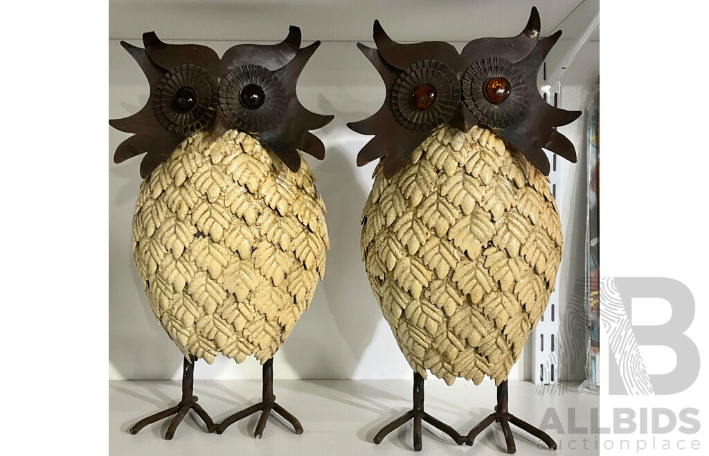 Pair of Decorative Metal Art Owls