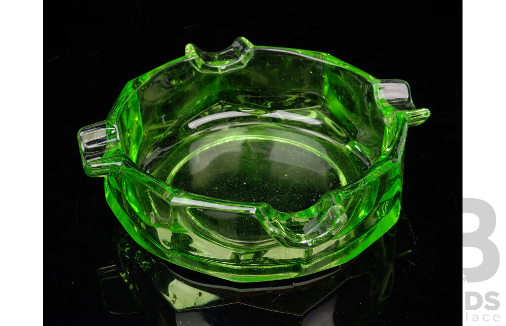 Vintage Uranium Glass Ashray