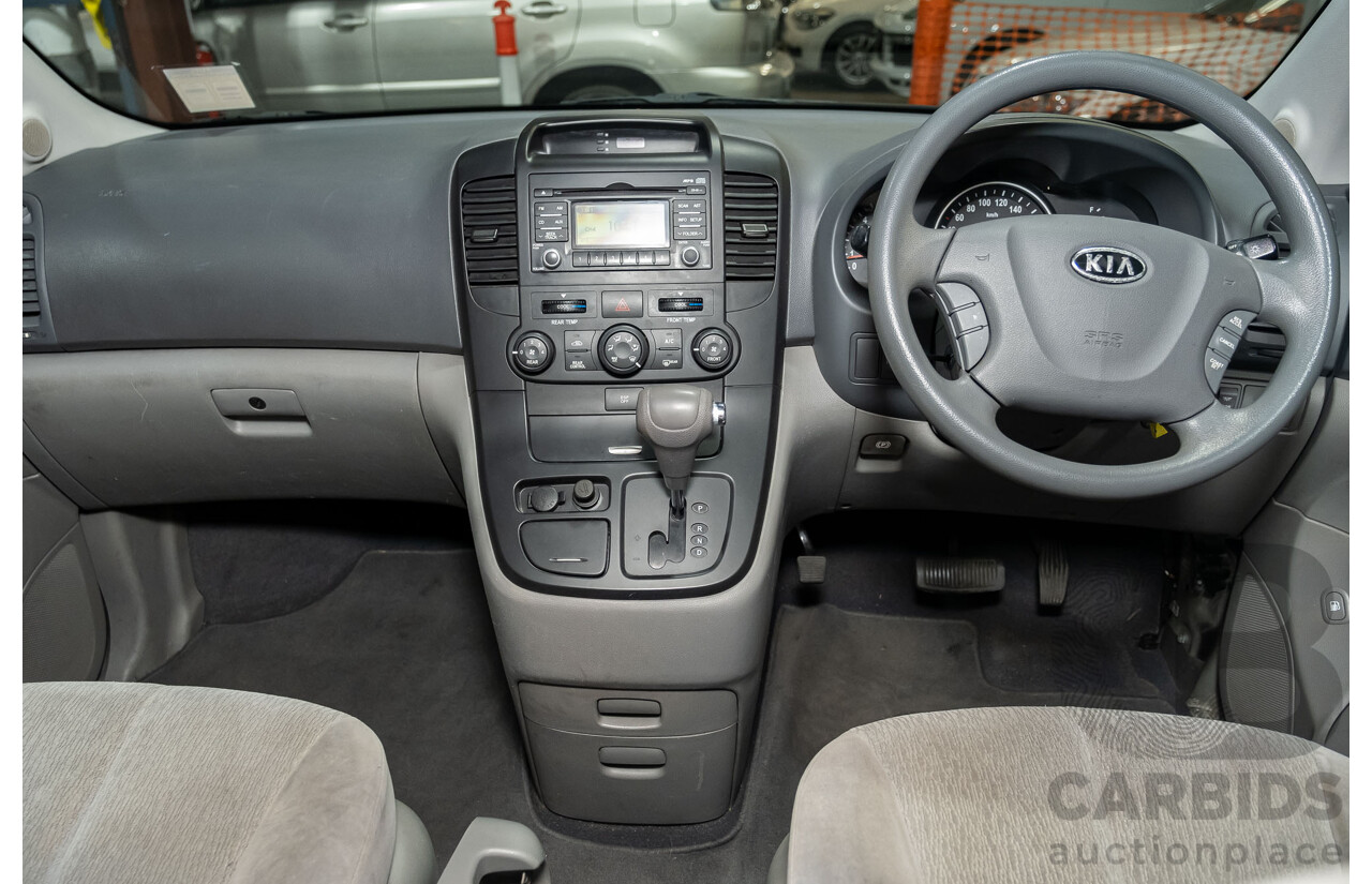 11/2009 Kia Grand Carnival (EX) VQ 4d Wagon Black V6 3.8L