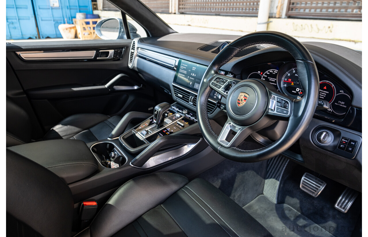 12/2018 Porsche Cayenne Turbo (4x4) 9YA MY19 5d Wagon Biscay Blue Twin Turbo V8 4.0L
