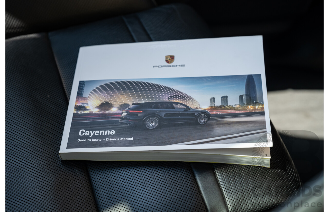 12/2018 Porsche Cayenne Turbo (4x4) 9YA MY19 5d Wagon Biscay Blue Twin Turbo V8 4.0L