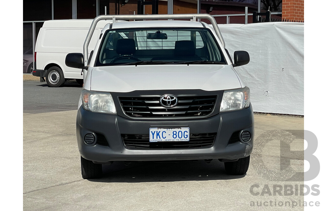 7/2014 Toyota Hilux Workmate TGN16R MY14 C/Chas White 2.7L
