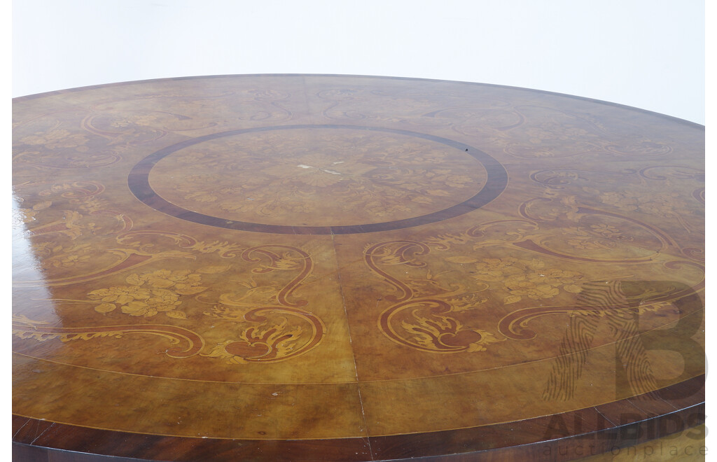 Good Englis Mahogany Round Til Top Dining Table with Extensive Inlay