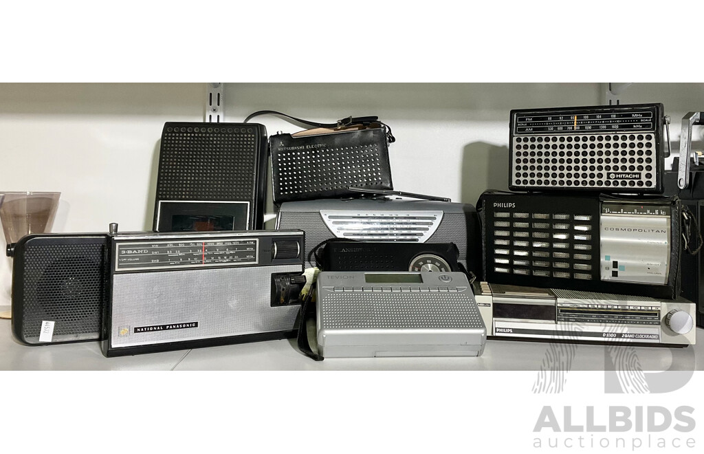 Bulk Collection of Vintage Portable Radios as Well as Tape Recorder and Clock Radio