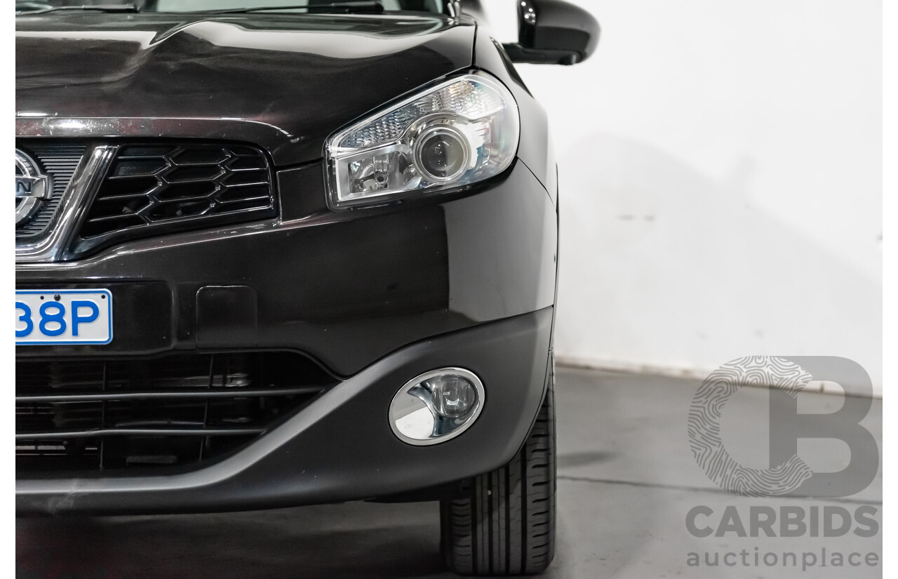 6/2014 Nissan Dualis +2 Ti-L (4x2) J10 MY13 4d Wagon Metallic Black 2.0L - 7 Seater
