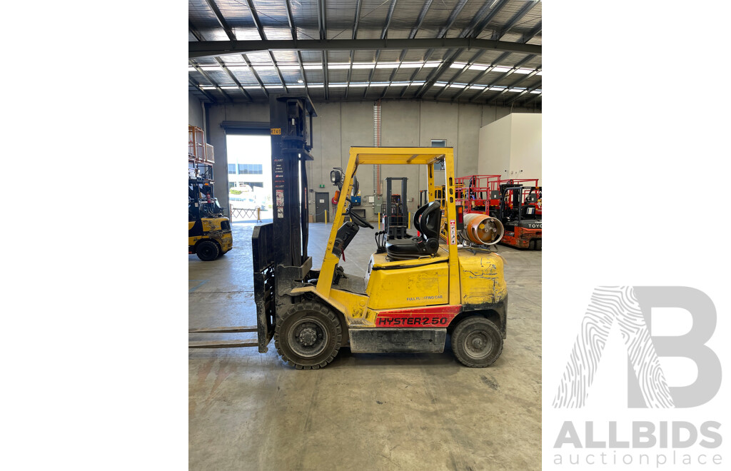 Hyster 2.5 Tonne LPG Fork (H2.50DX)
