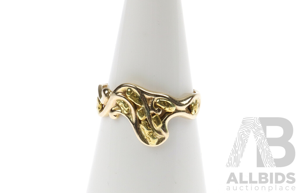 14ct Yellow Gold Unique Handmade Ring, Size M, 2.79 Grams