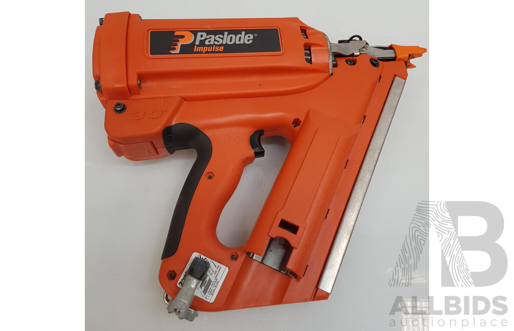 Paslode Cordless Framing Gun Nailer